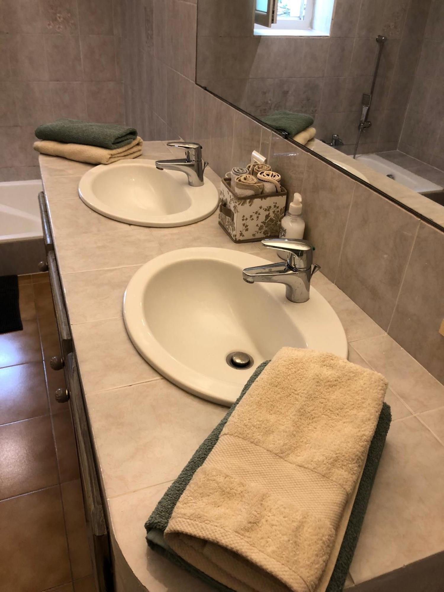 L'atelier De La Baronnie - Luberon Apartment Cabrieres-d'Avignon
